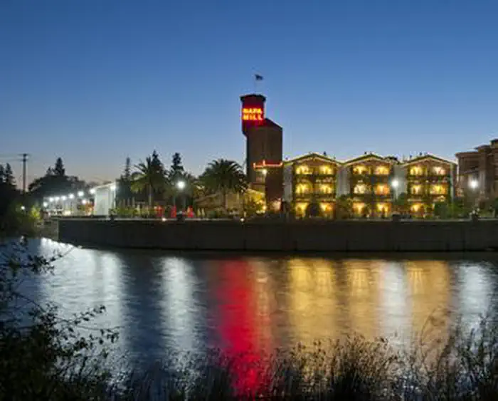 Napa River Inn photo 2