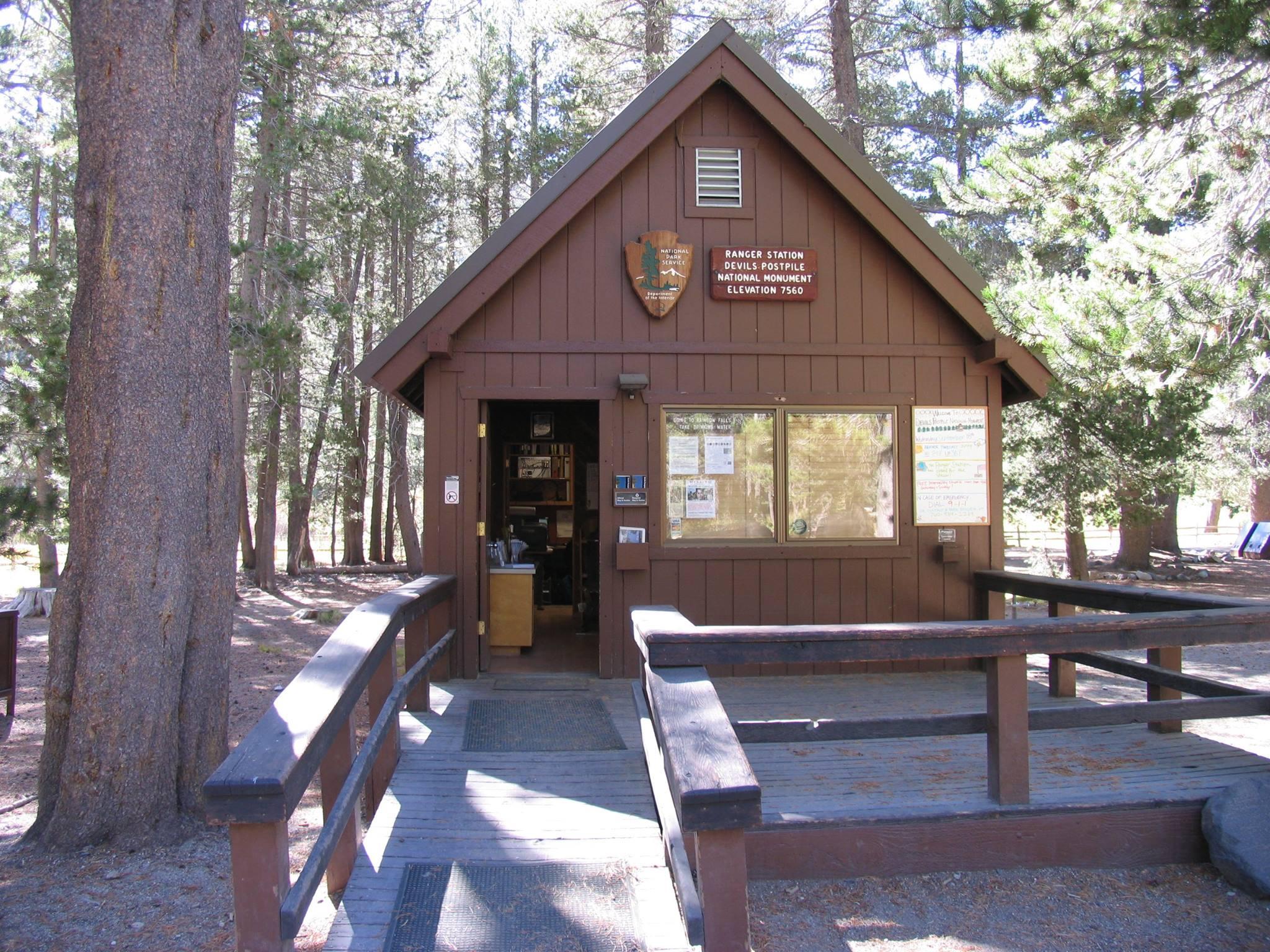 Devils Postpile Ranger Station photo
