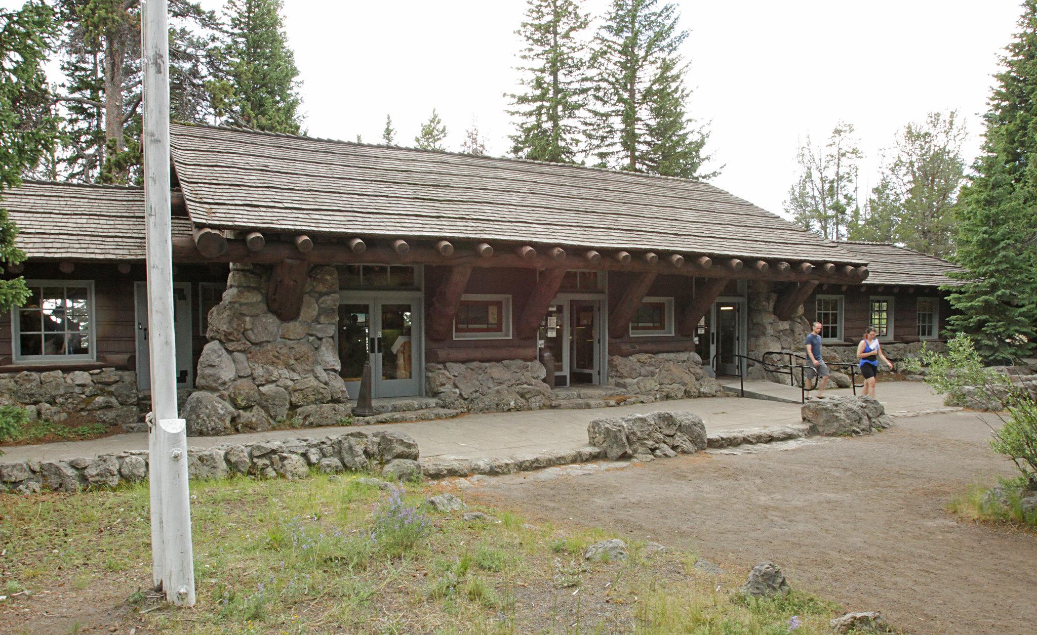 Fishing Bridge Visitor Center and Trailside Museum photo 2