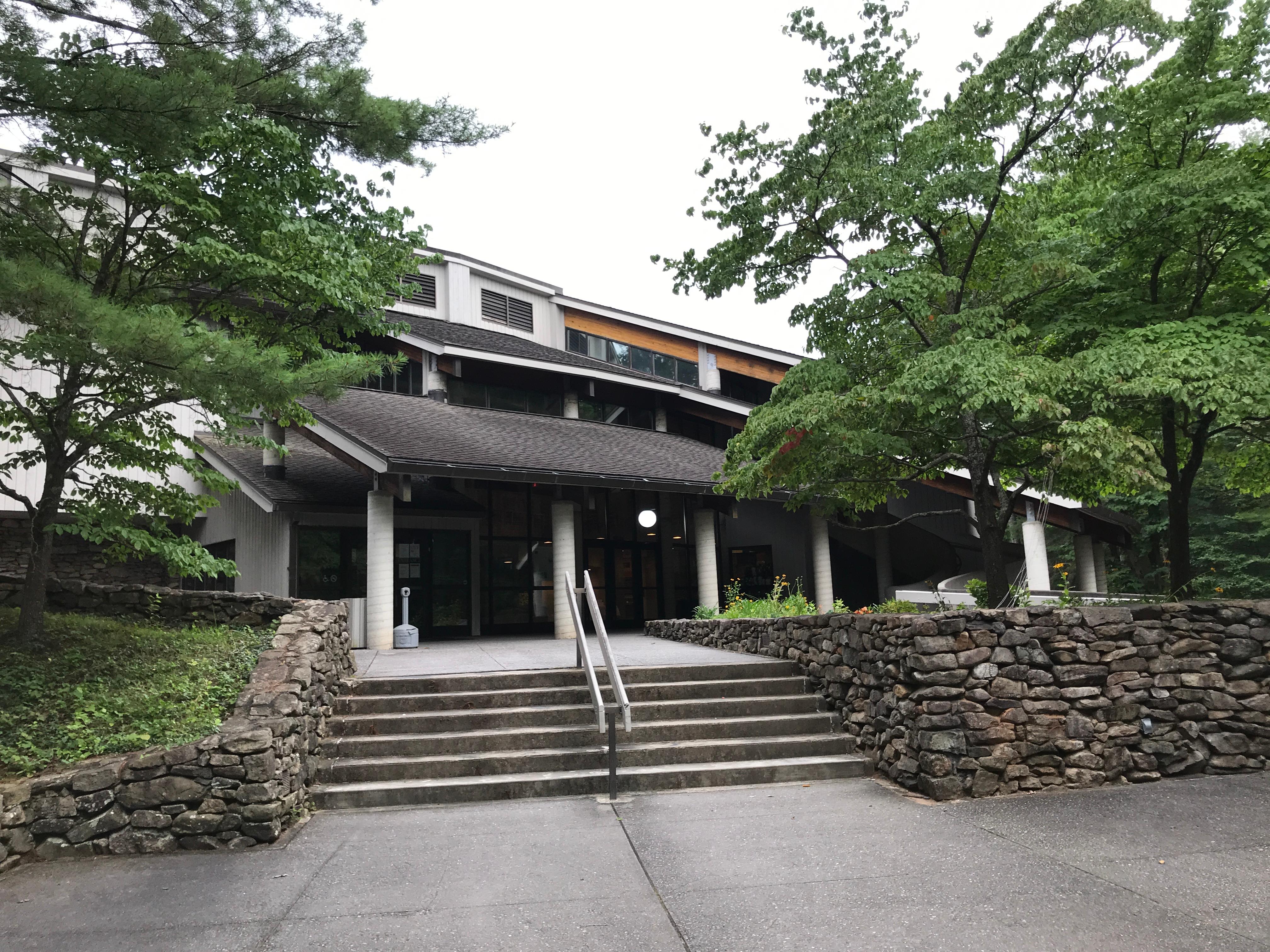 Folk Art Center (Milepost 382) photo