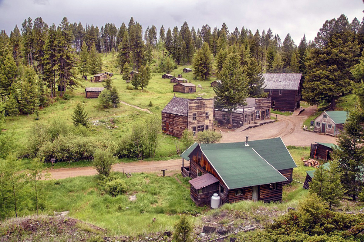 Garnet Ghost Town photo