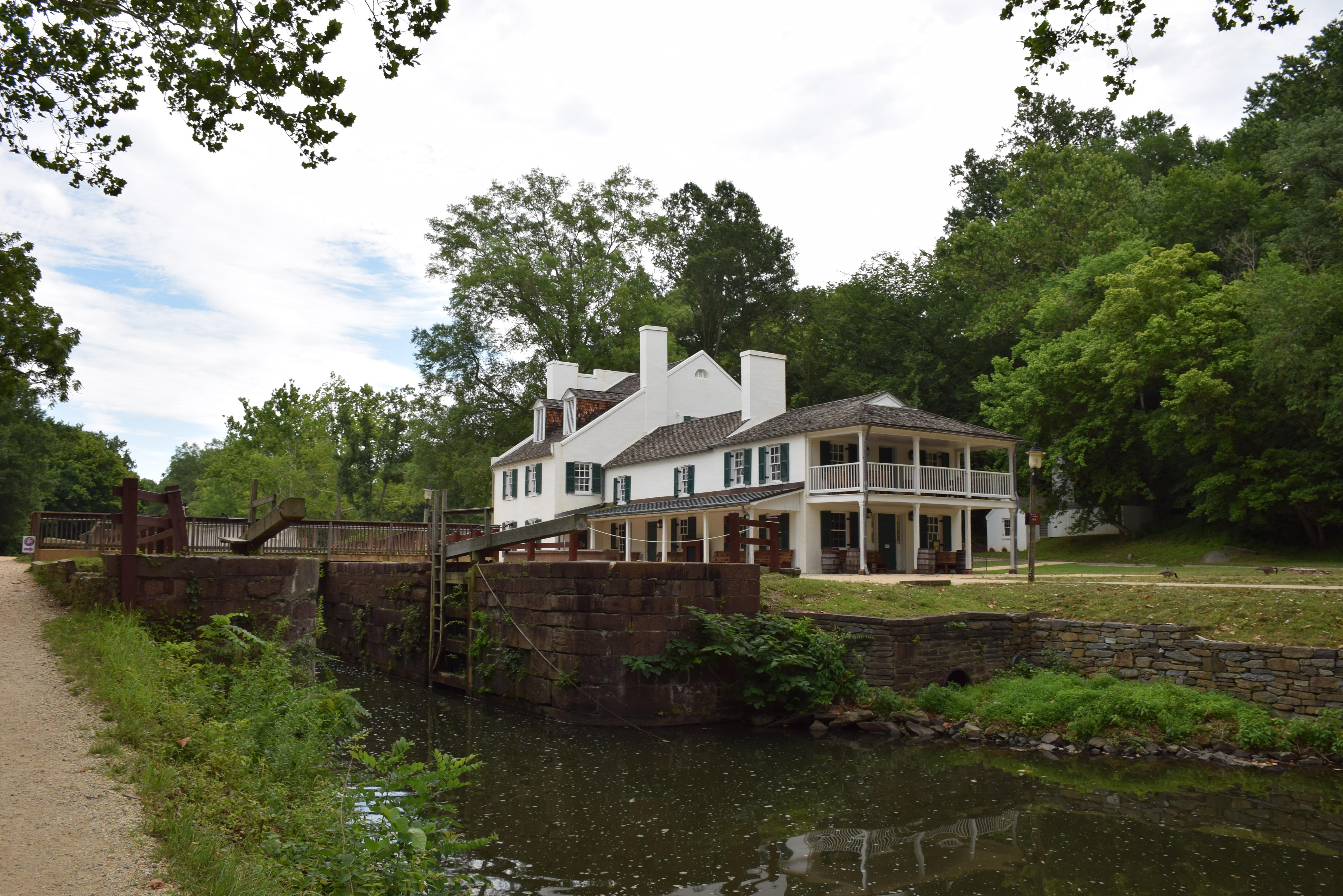Great Falls Tavern Visitor Center photo 2