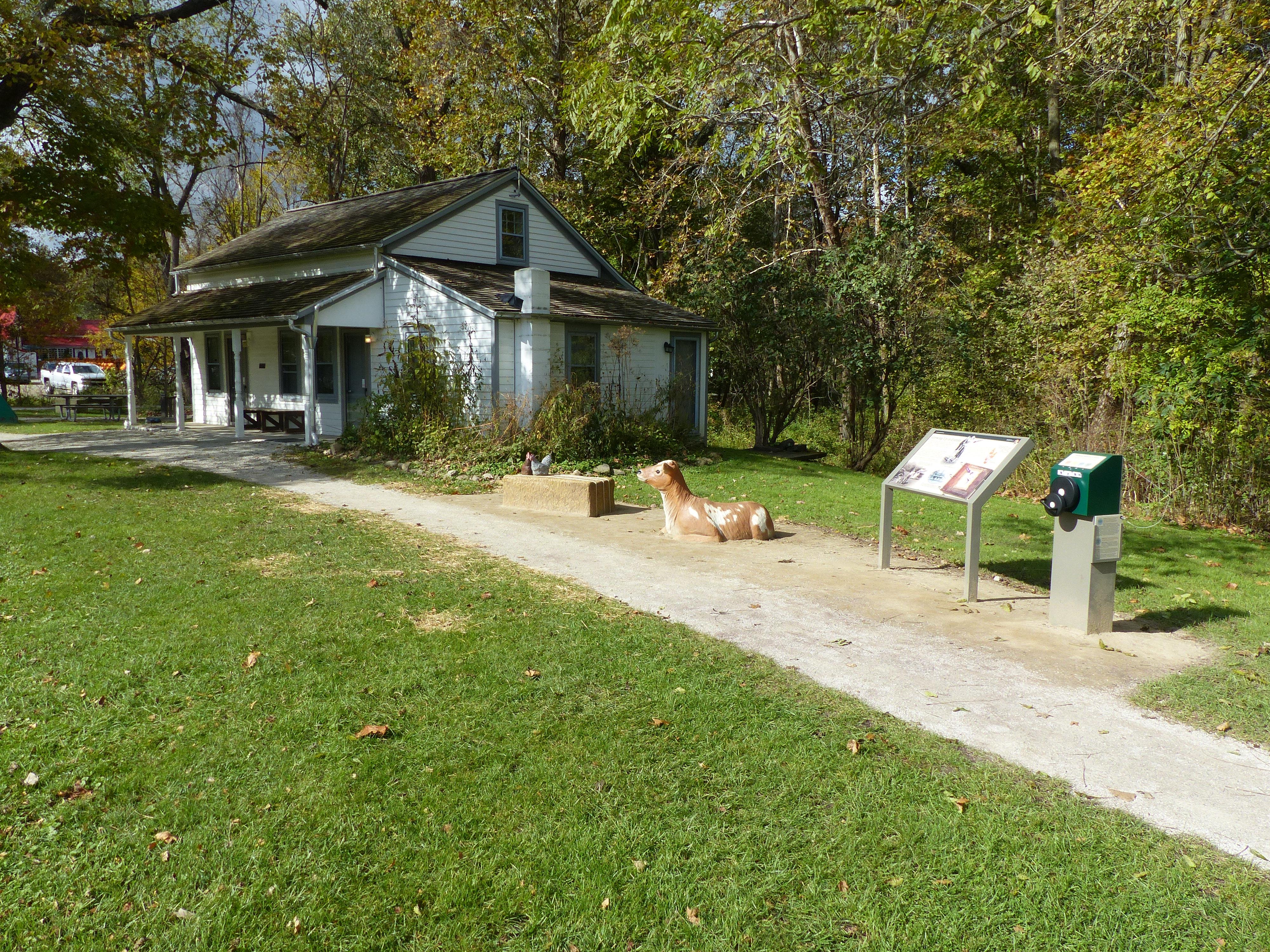 Hunt House photo 4