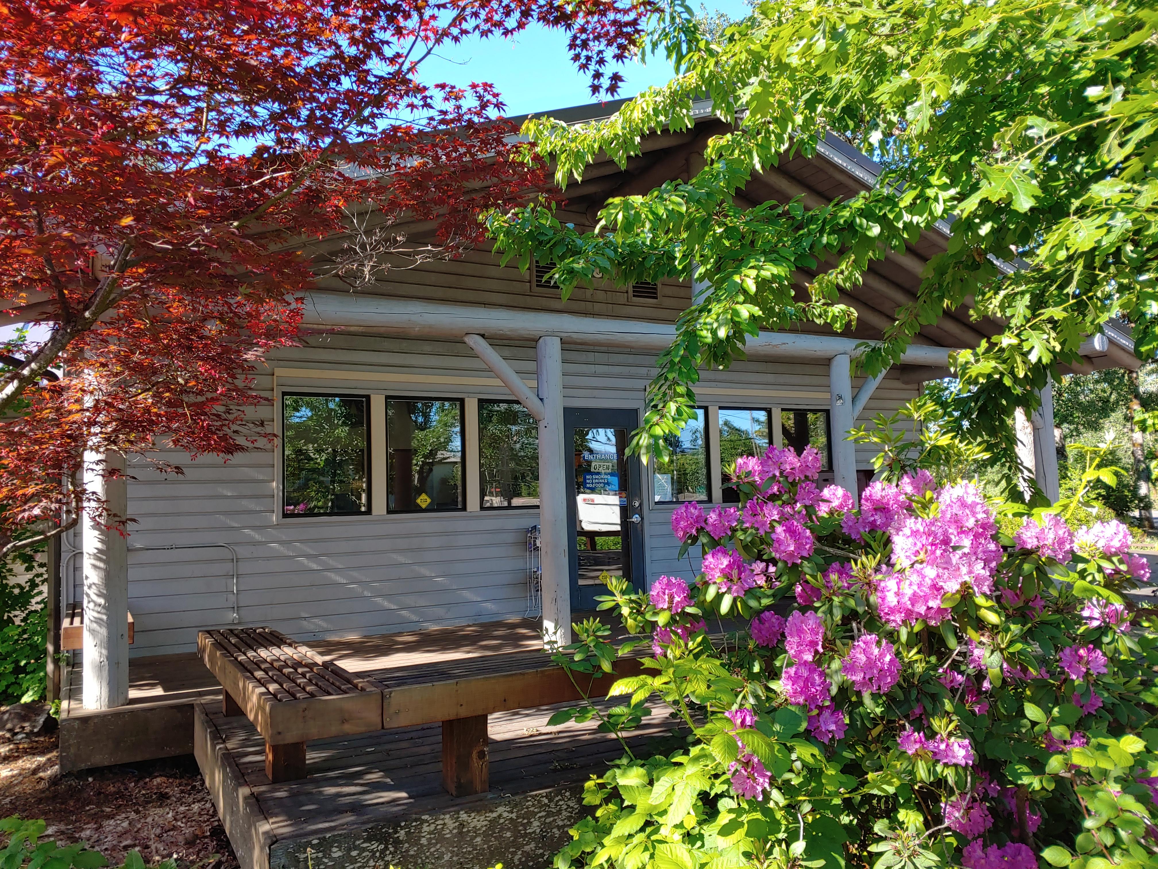 Illinois Valley Visitor Center photo