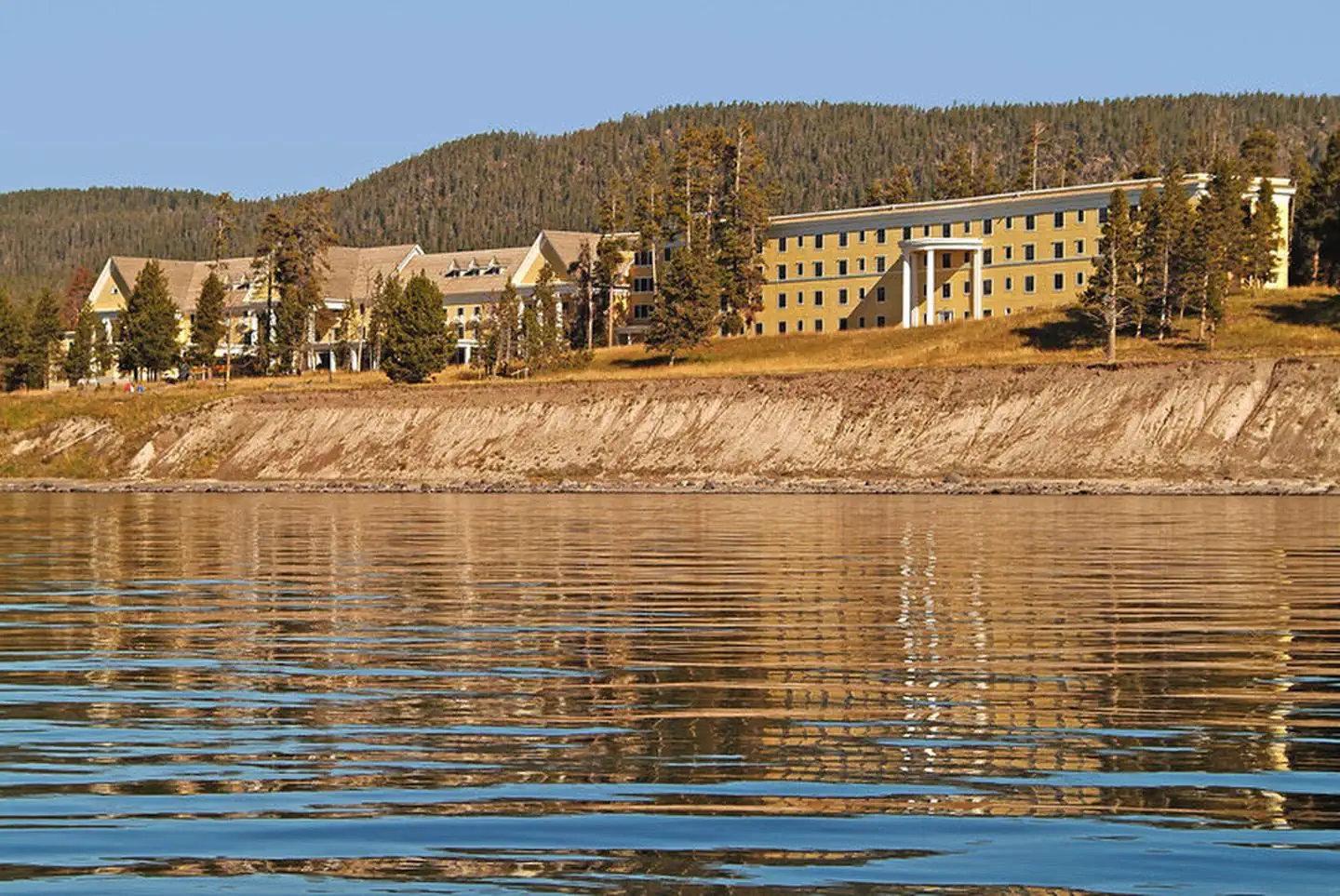 Lake Yellowstone Hotel and Cabins photo 5