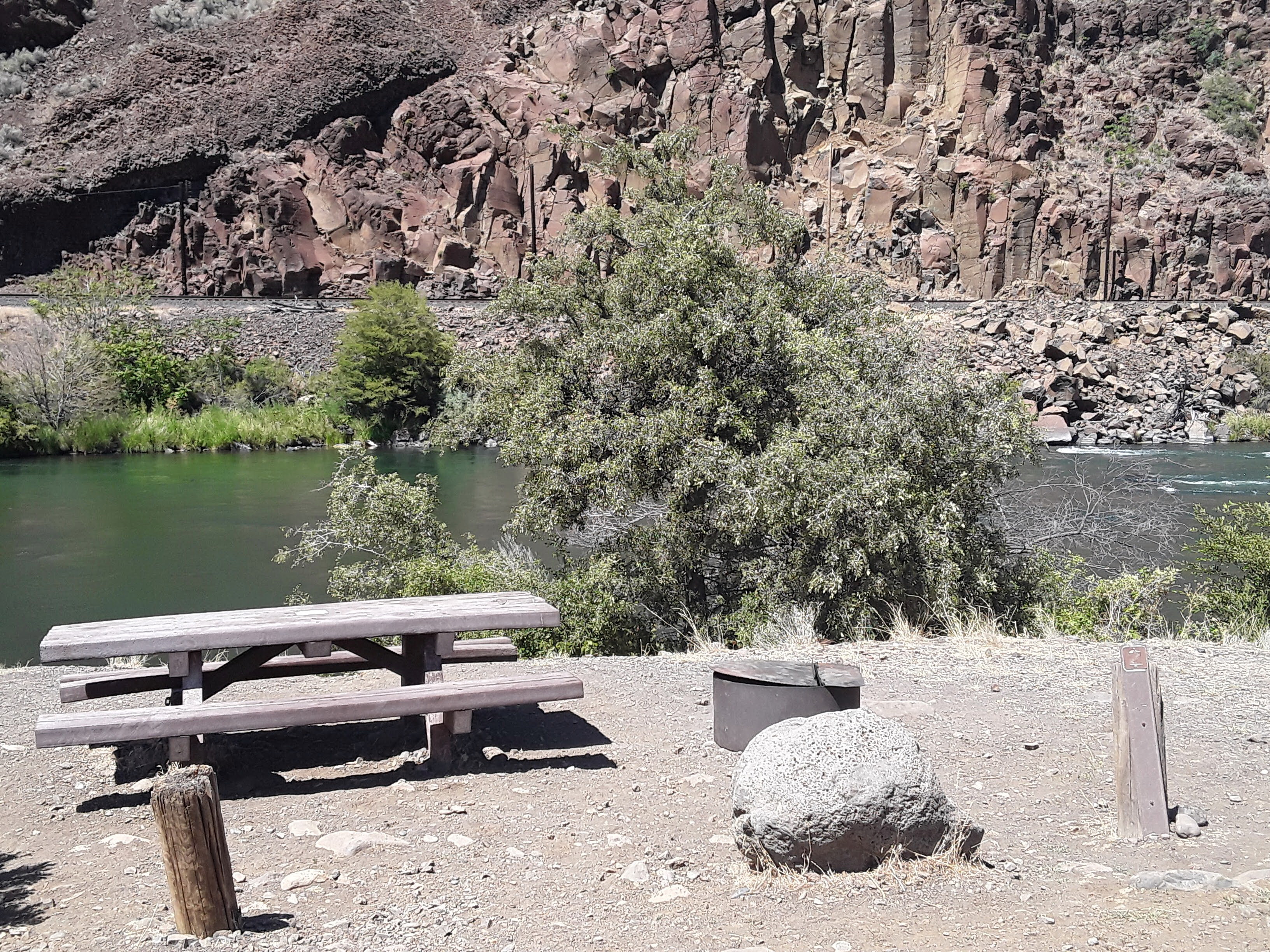 Long Bend Campground photo 2