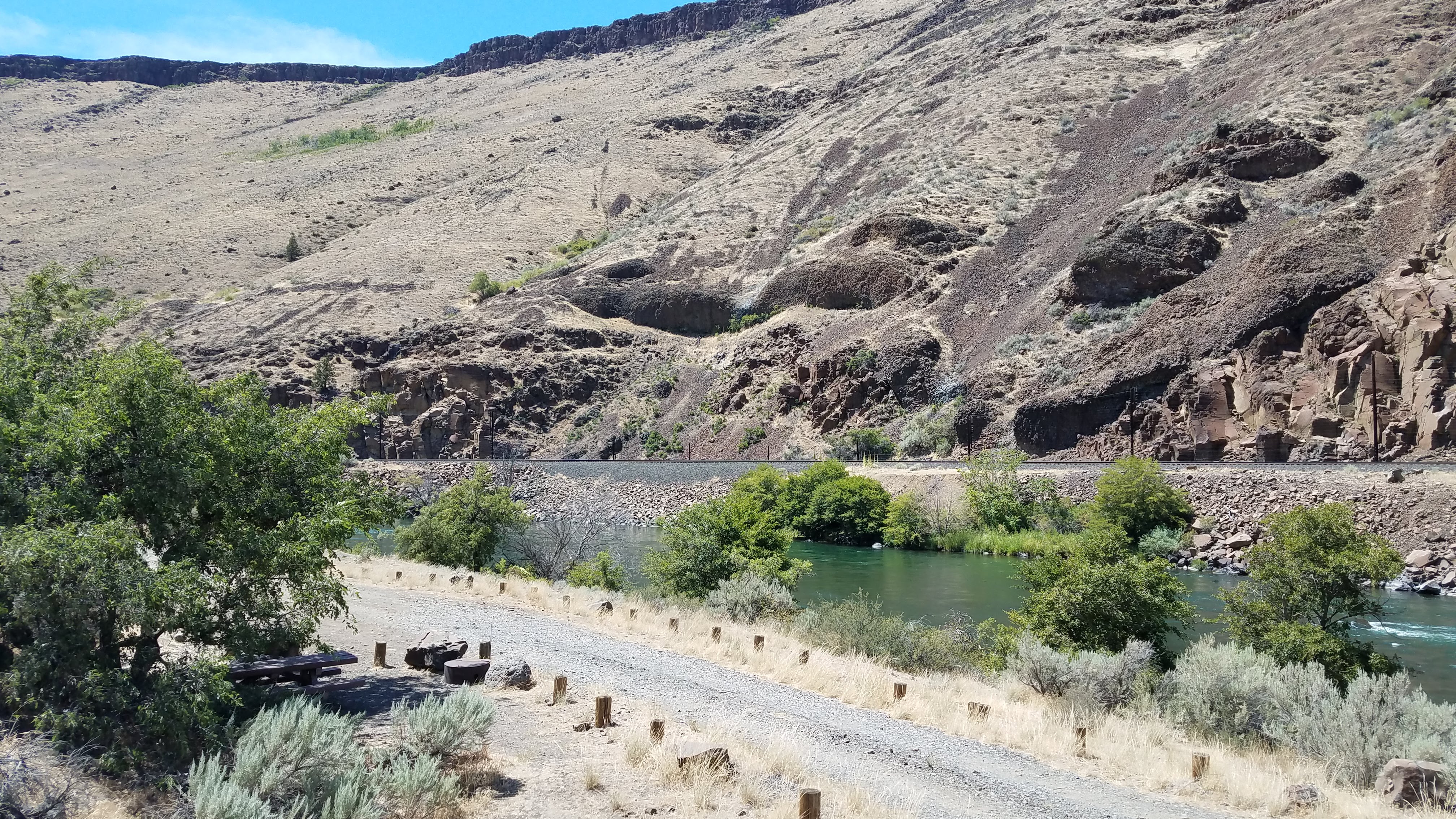 Long Bend Campground photo 3
