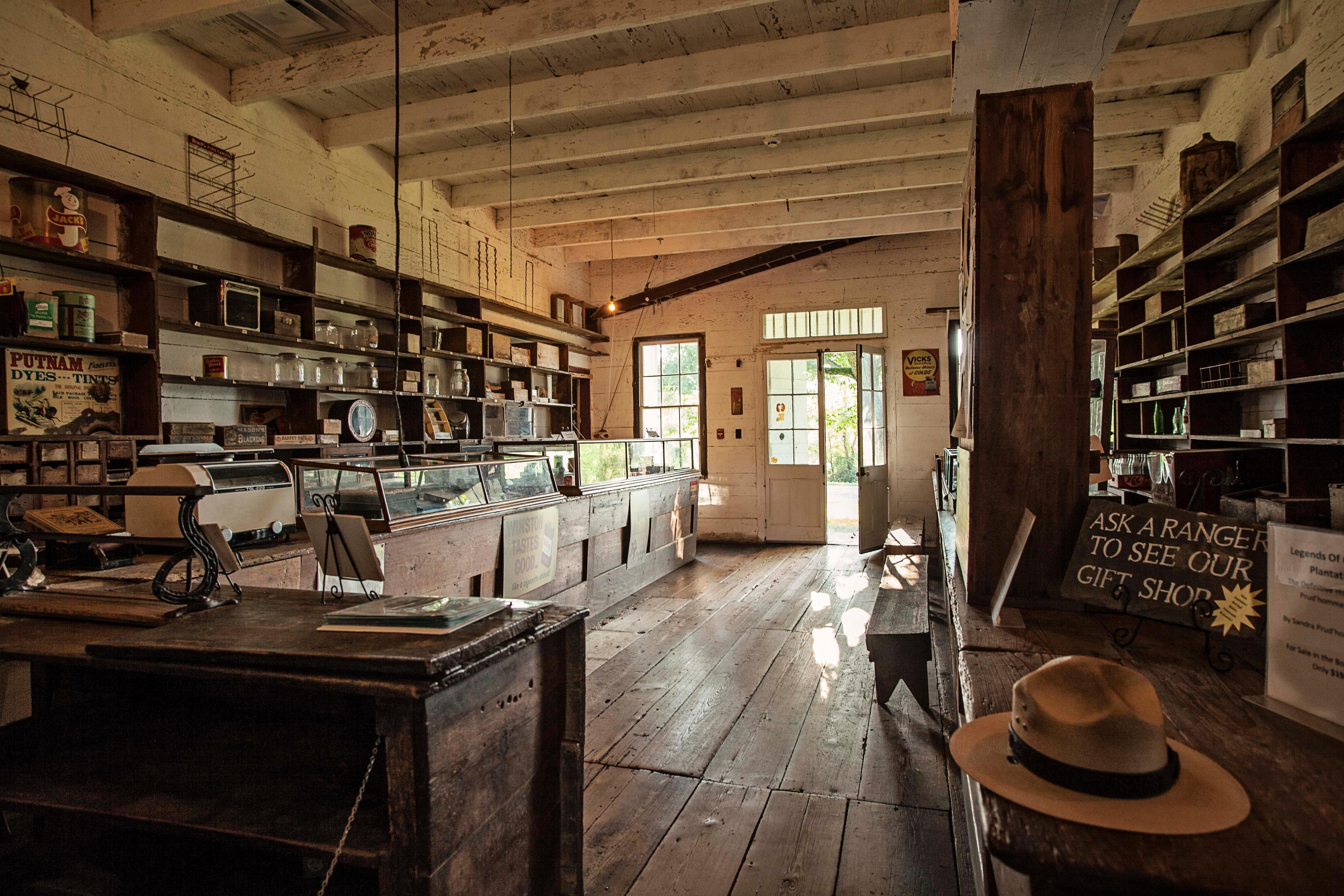 Oakland Plantation Store photo