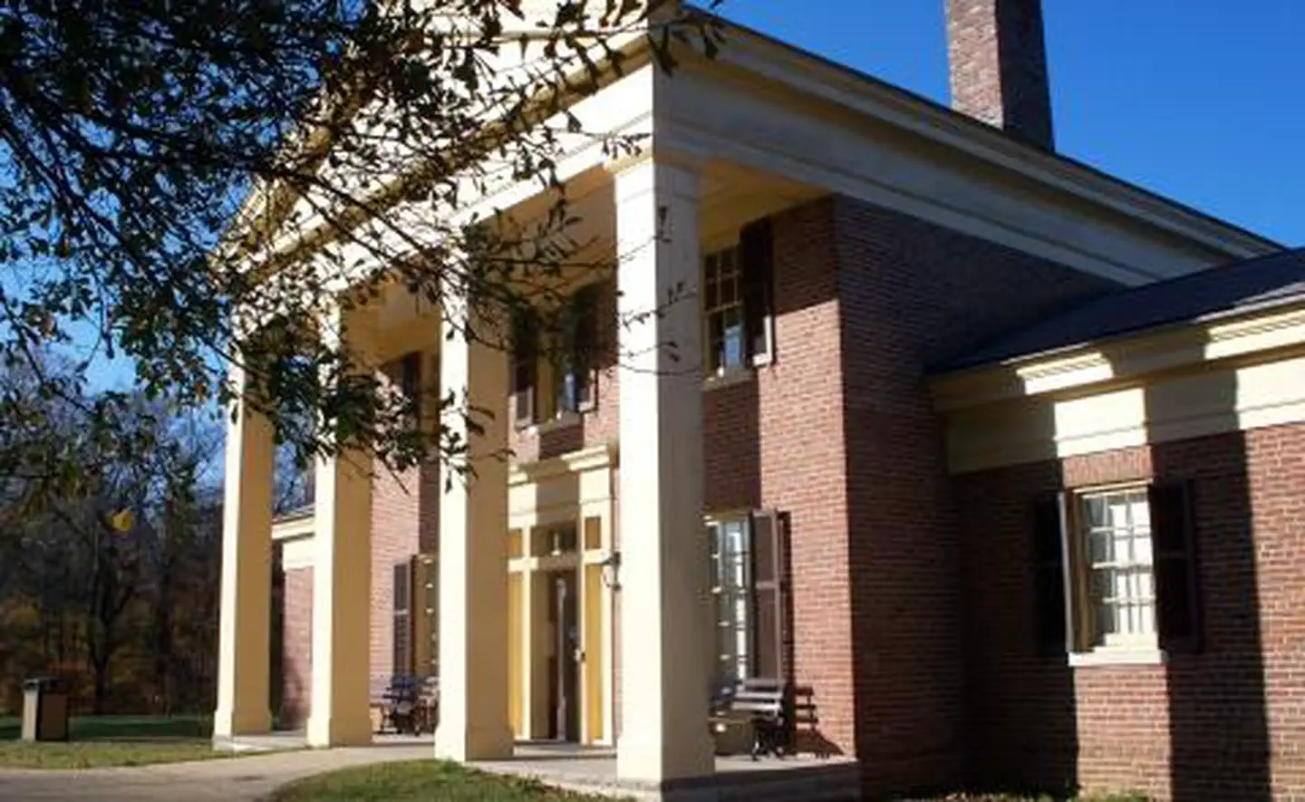 Shiloh Battlefield Visitor Center photo 4