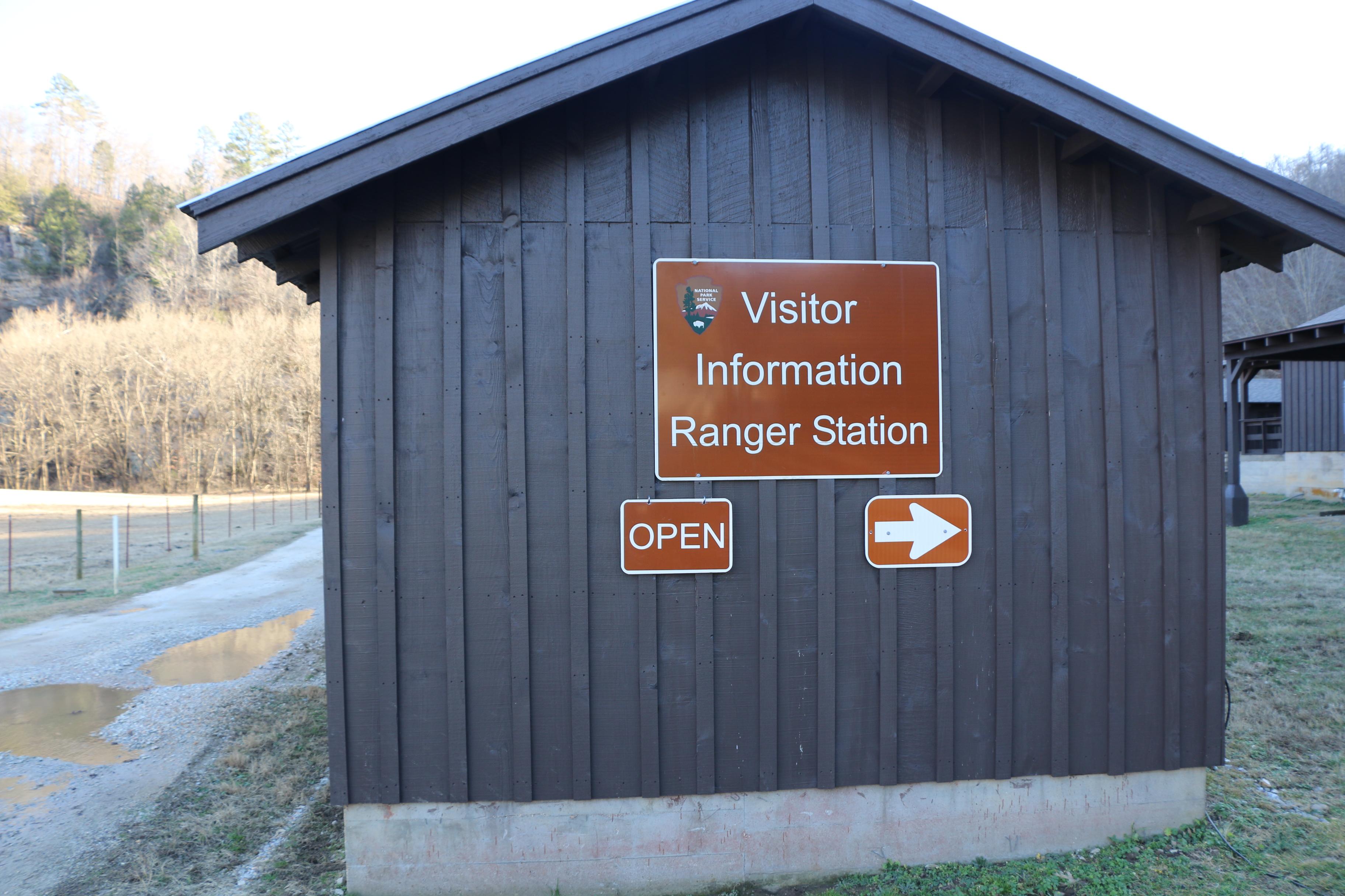 Steel Creek Ranger Station photo 3
