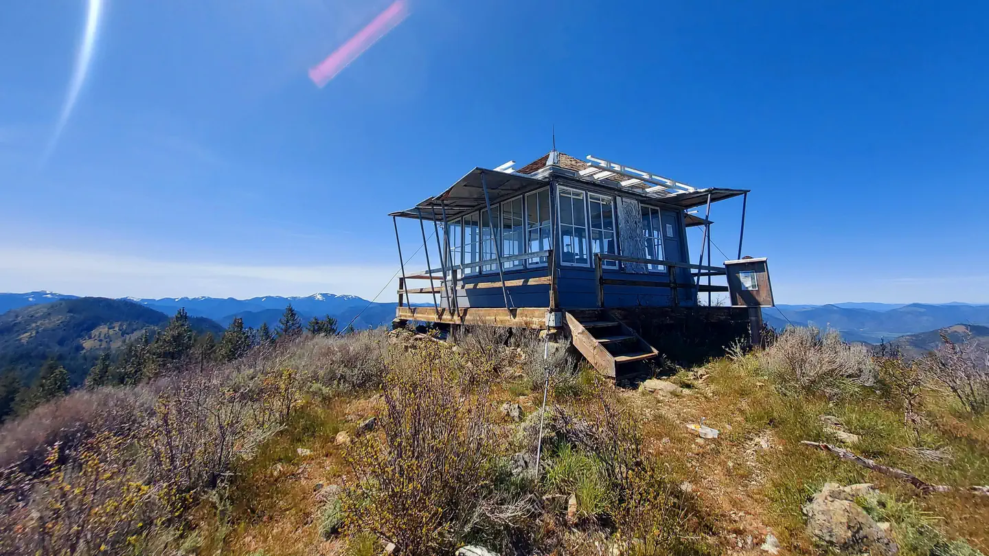Acorn Woman Peak Lookout photo