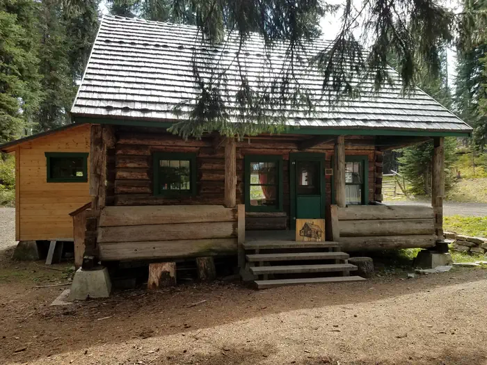 ADAMS RANGER STATION photo 2