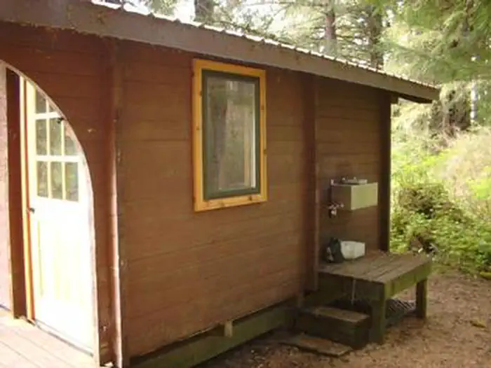 ADMIRALTY COVE CABIN photo 4