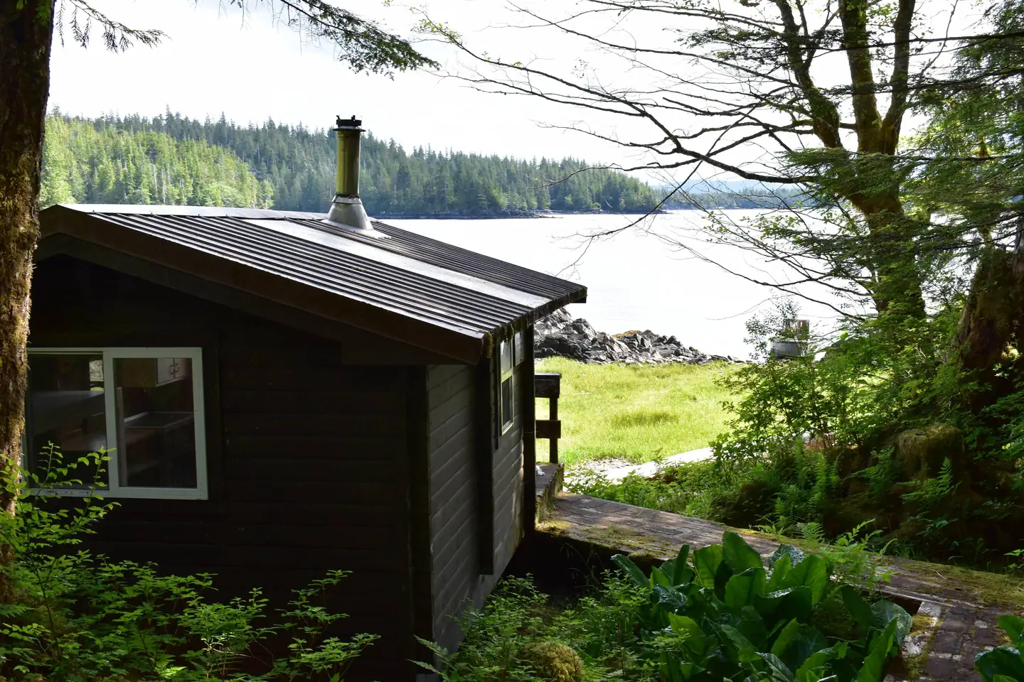 ALAVA BAY CABIN photo 3