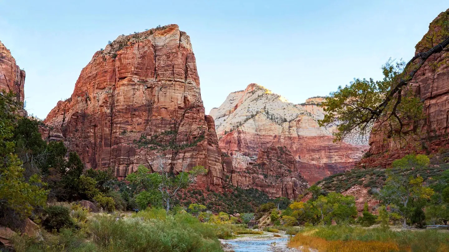 Angels Landing: Summer (Hikes on June 1 – August 31) photo
