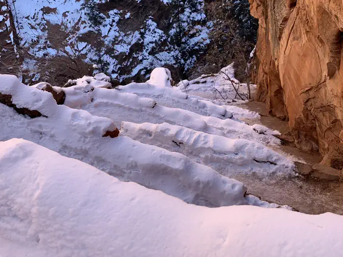 Angels Landing: Winter (Hikes on December 1 - February 28) photo 2