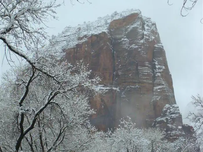 Angels Landing: Winter (Hikes on December 1 - February 28) photo 5