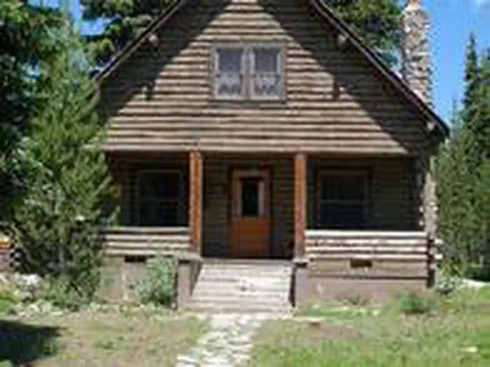 ANTHONY LAKE GUARD STATION photo 5