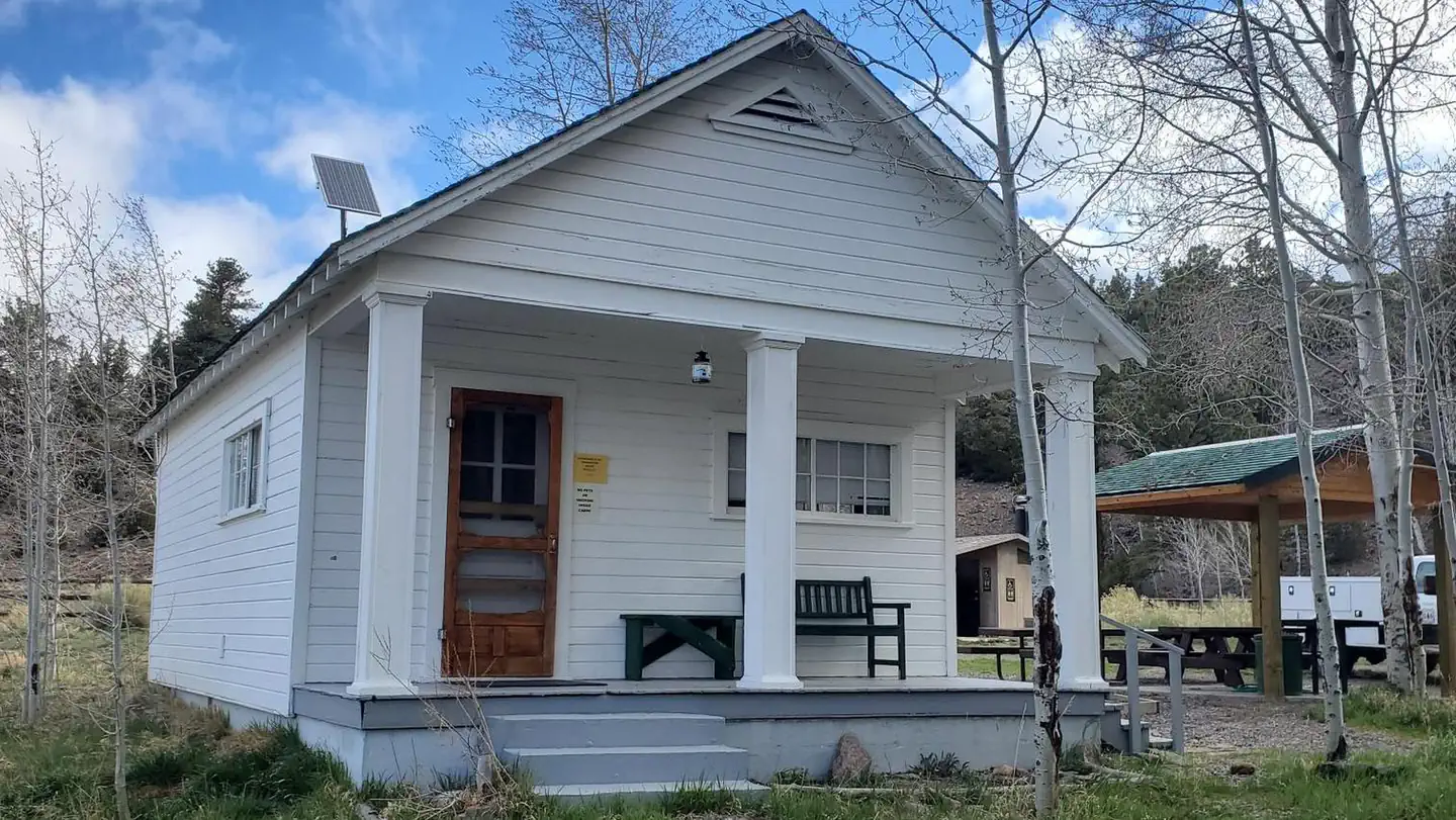 AQUARIUS RANGER STATION photo