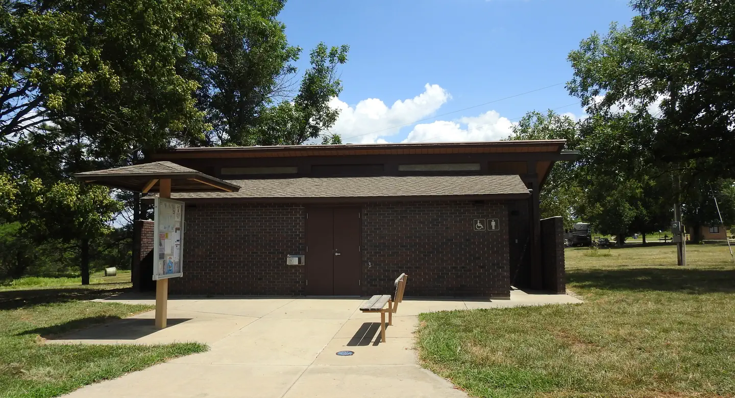 ARROW ROCK photo 5