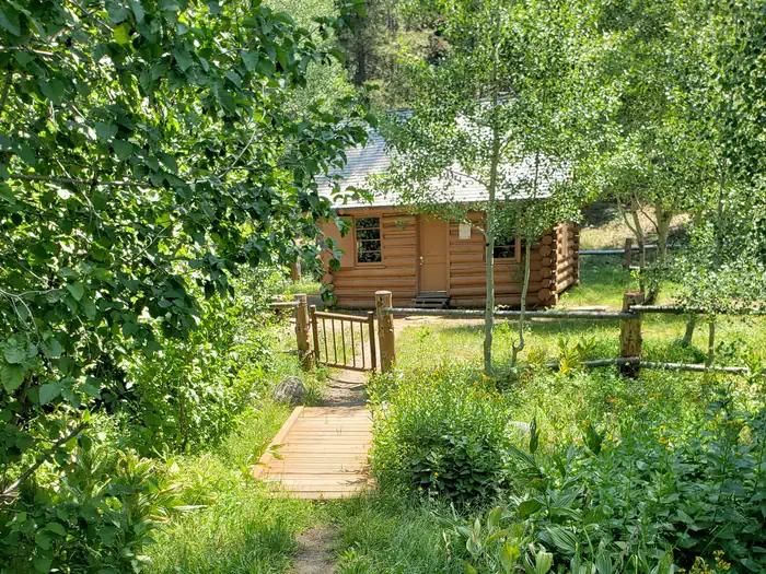 Aspen Cabin (Fremont-Winema National Forest, OR) photo 2