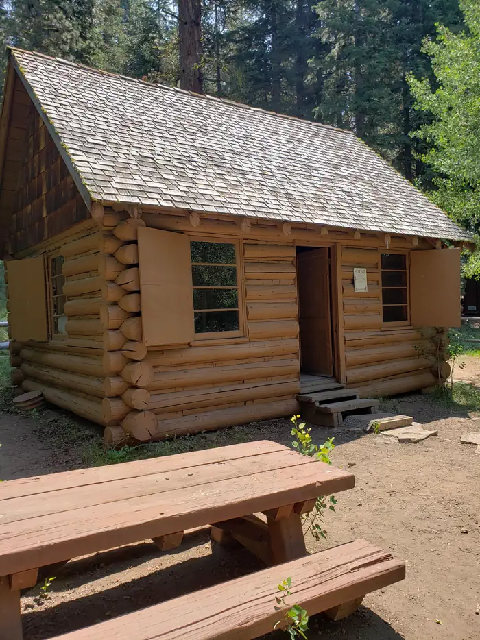 Aspen Cabin (Fremont-Winema National Forest, OR) photo 5