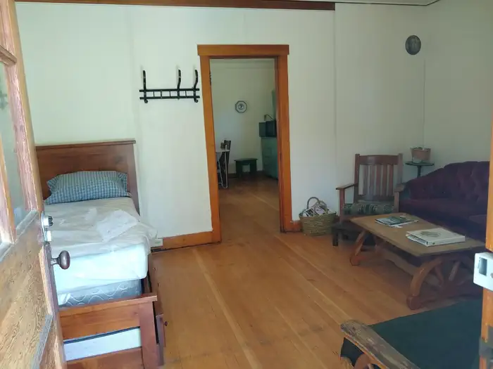 ATLANTA CABIN photo 2
