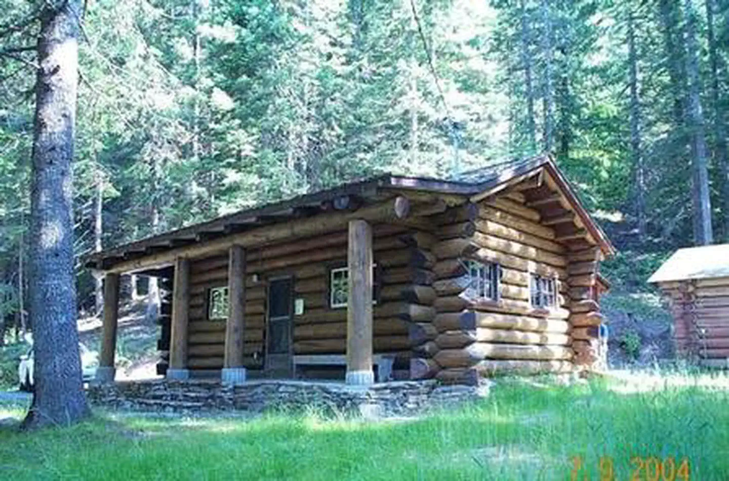 AVERY CREEK CABIN photo 2