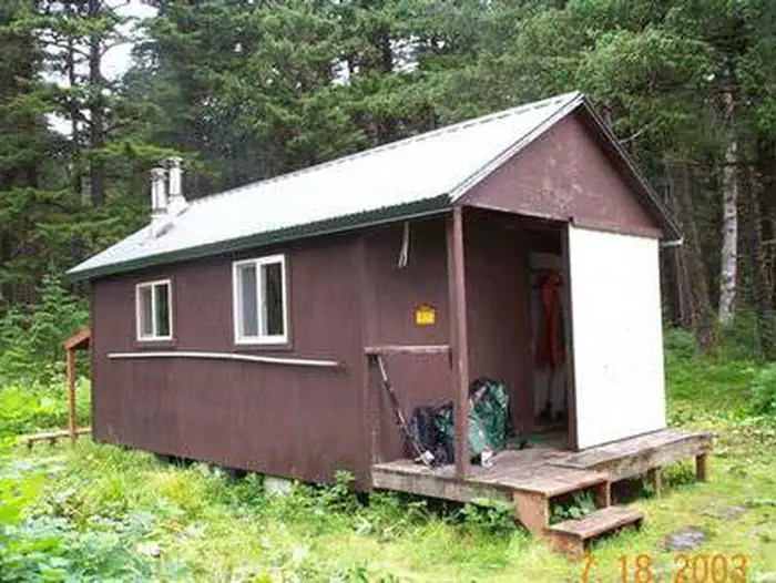 BEACH RIVER CABIN photo 2