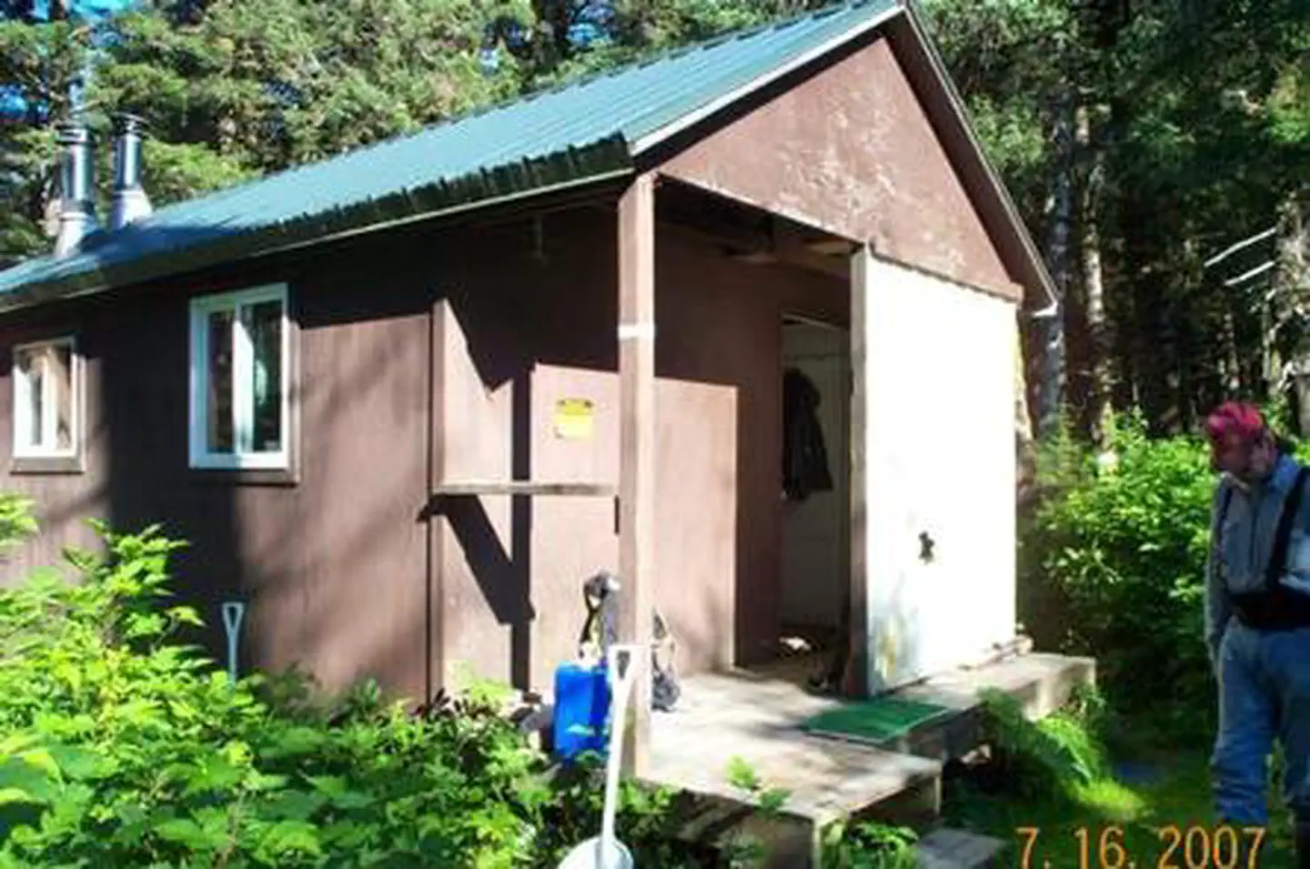 BEACH RIVER CABIN photo 4