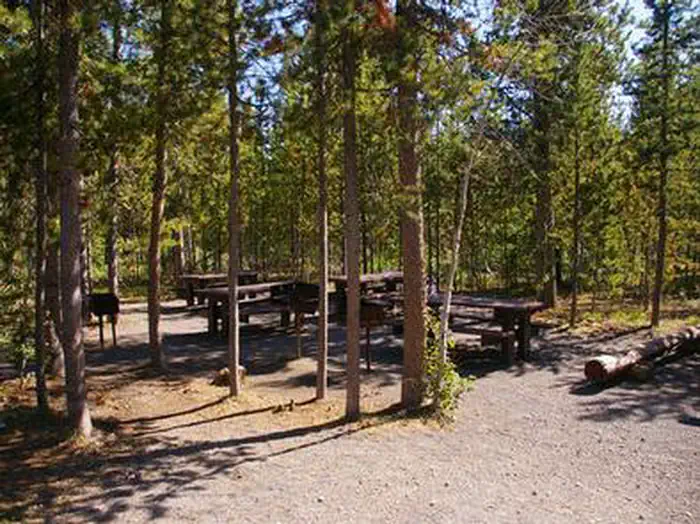 BIG SPRINGS WARMING HUT photo