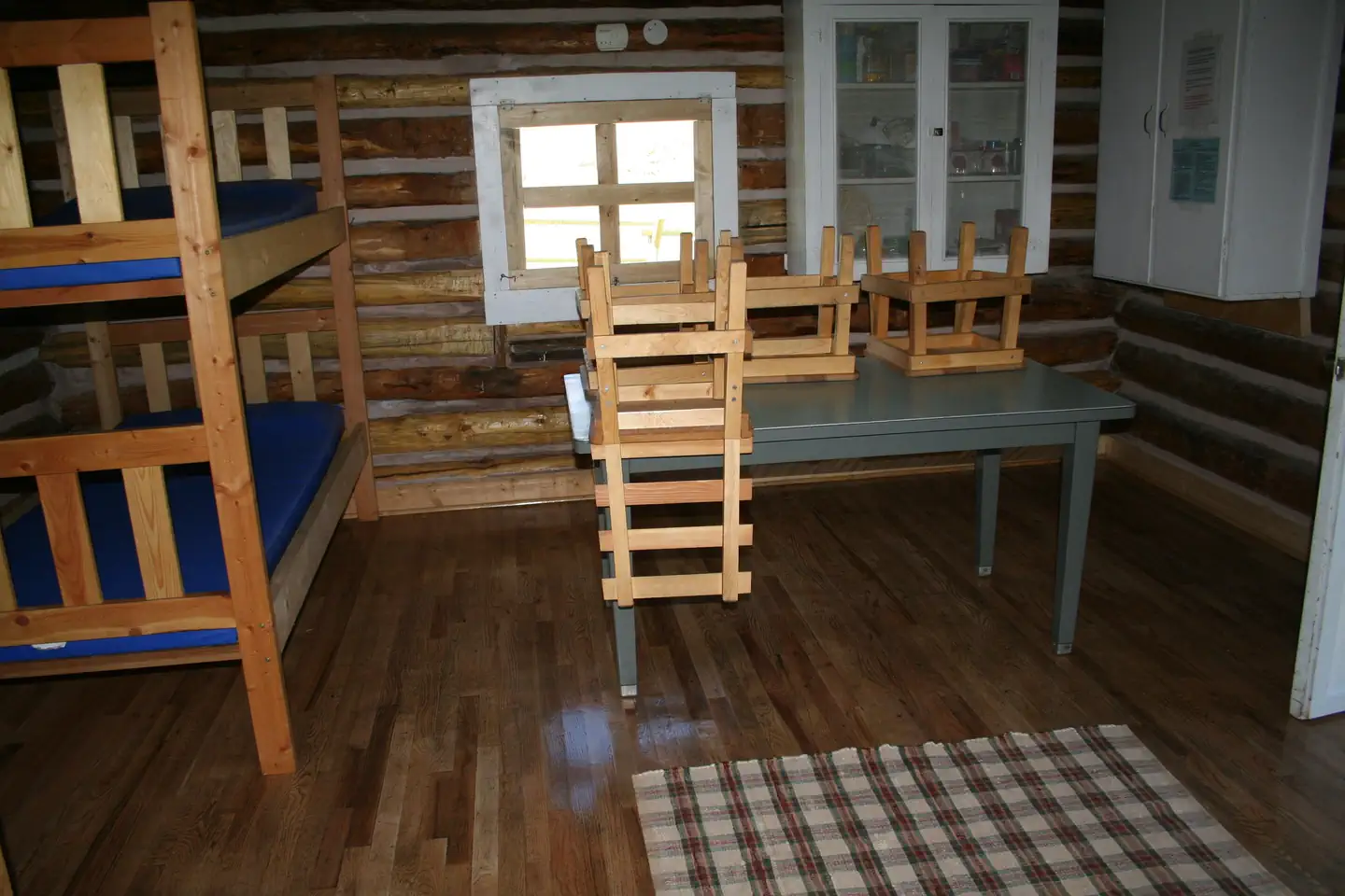 BLACK BUTTE CABIN photo 5