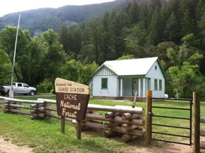 BLACKSMITH FORK GUARD STATION photo