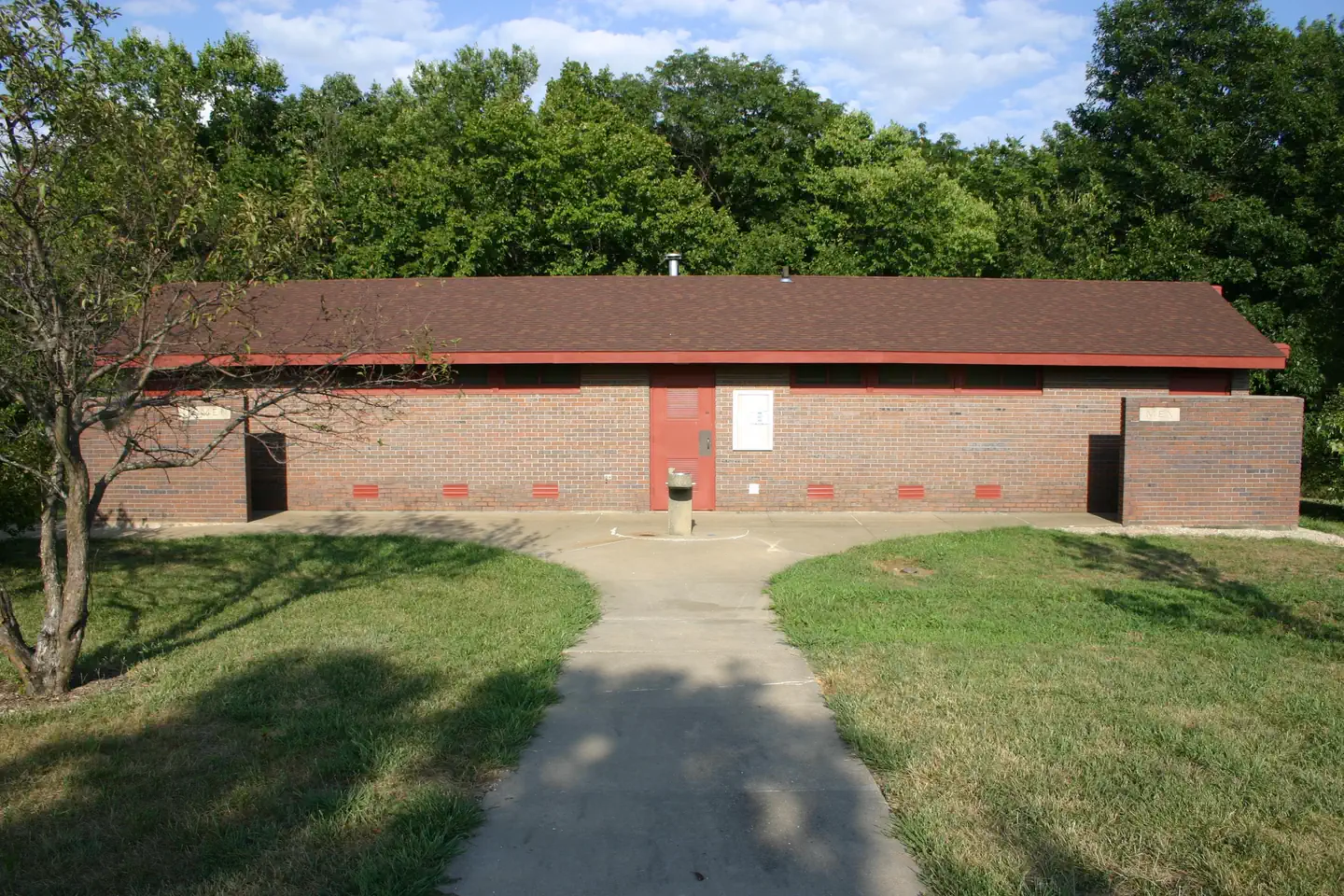 BLOOMINGTON WEST photo 3