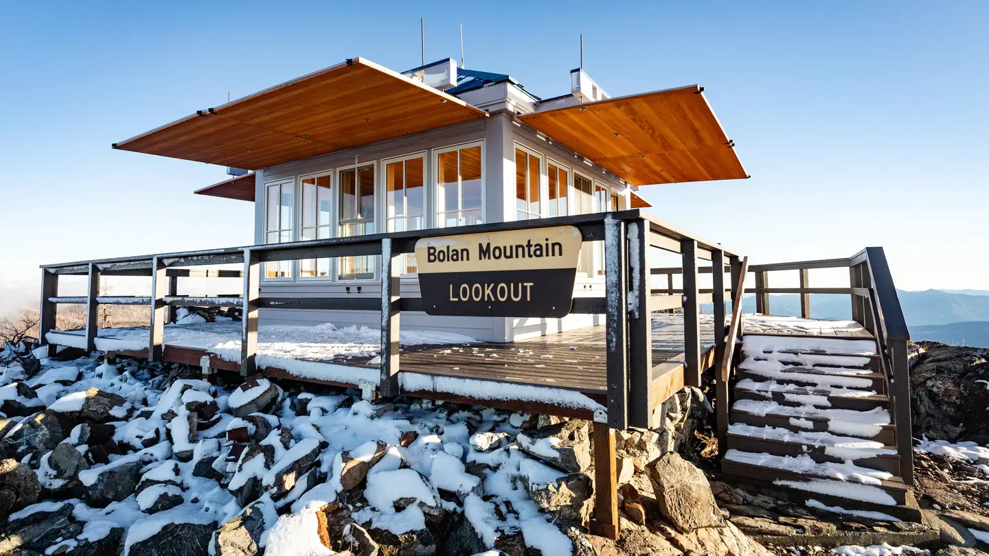 BOLAN MOUNTAIN LOOKOUT photo