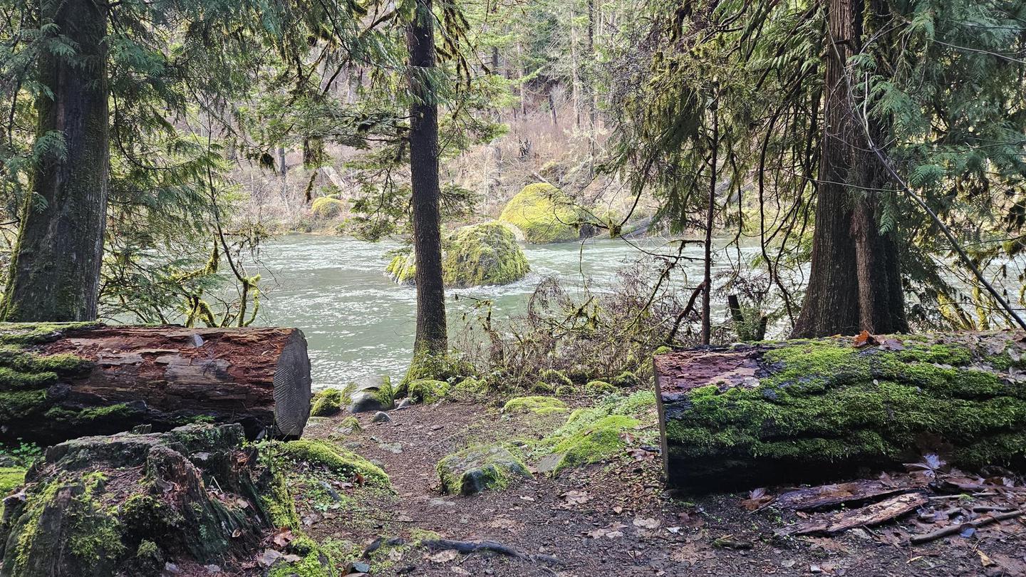 BOULDER FLAT CAMPGROUND photo