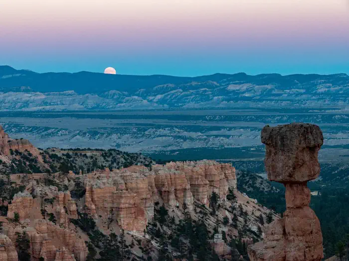 Bryce Canyon National Park Full Moon Hike Tours photo 4