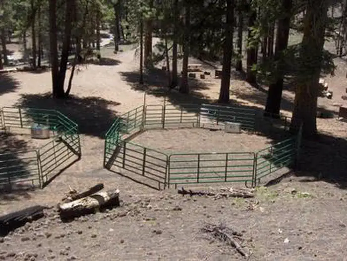 BUTTE LAKE STOCK CORRAL photo 4