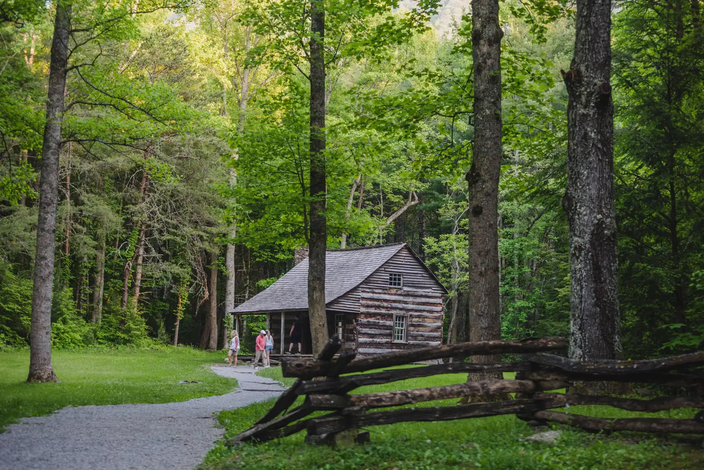 CADES COVE CAMPGROUND photo 2