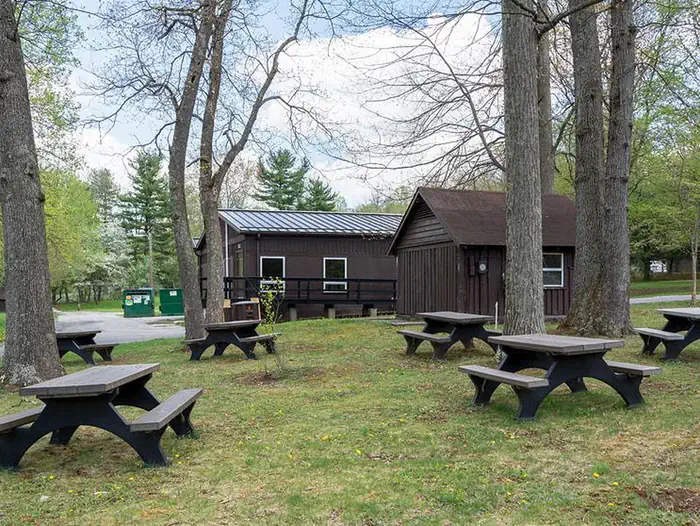 CAMP ROUND MEADOW photo 4