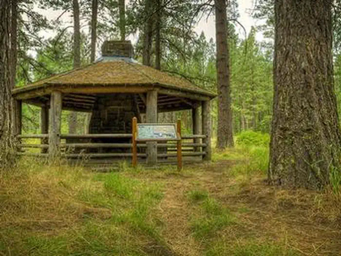 CAMP SHERMAN CAMPGROUND photo 4
