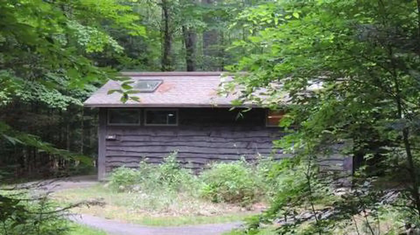 CAMPTON CAMPGROUND photo 4