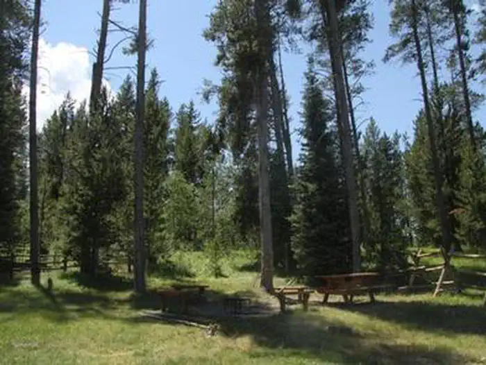 CARIBOU MOUNTAIN GUARD STATION photo 3