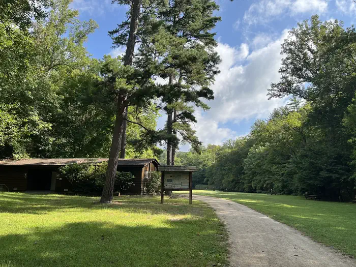 CAVE MOUNTAIN LAKE FAMILY CAMP photo 5