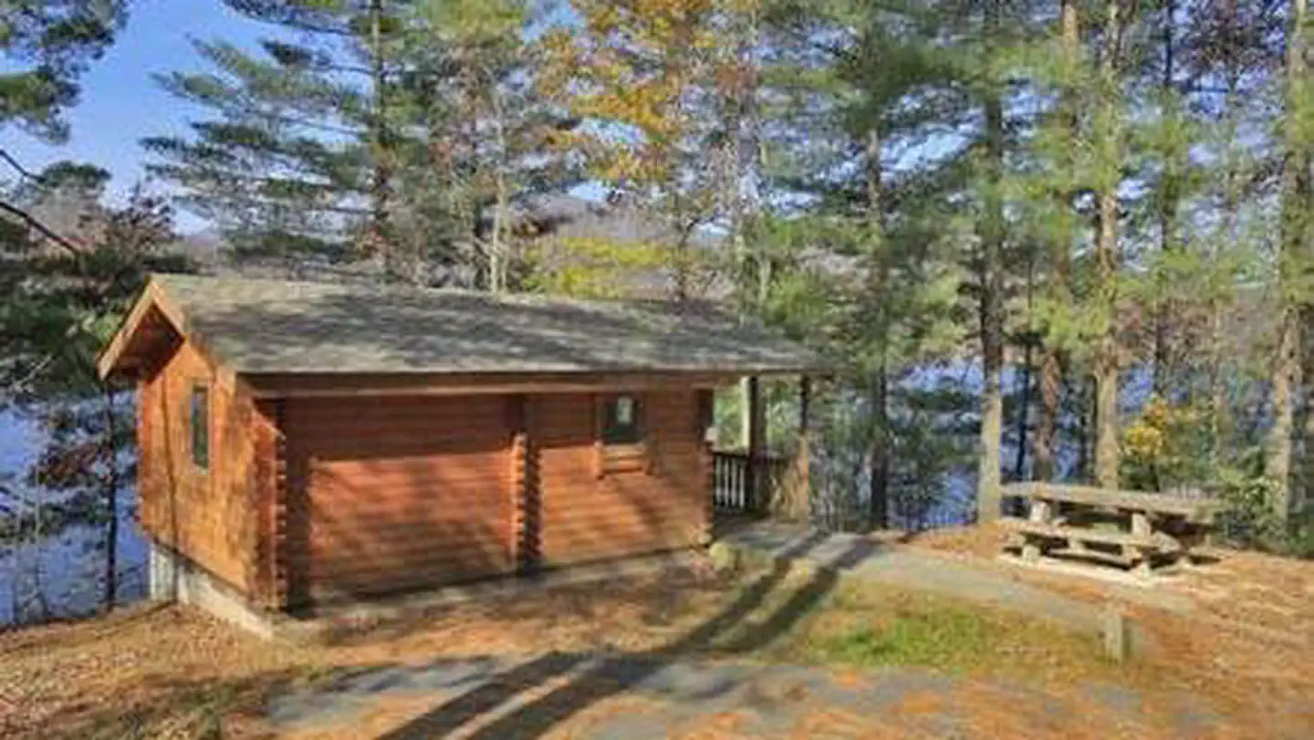 CHEOAH POINT CABIN 2 photo