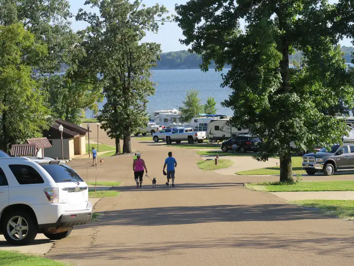 CHICKASAW HILL photo 2