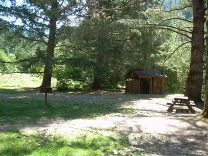 CHINQUAPIN GROUP CAMPGROUND photo