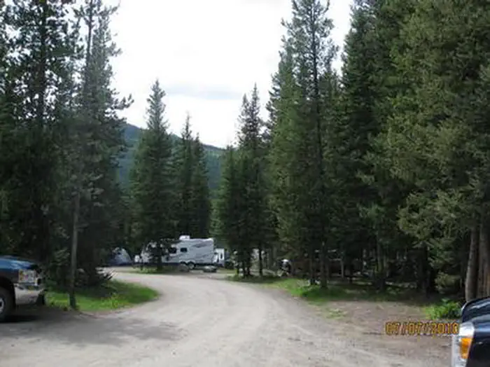 CHISHOLM CAMPGROUND photo 2