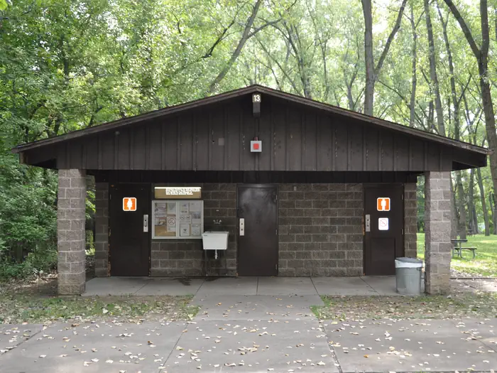 COTTONWOOD CAMPGROUND (IA) photo 5