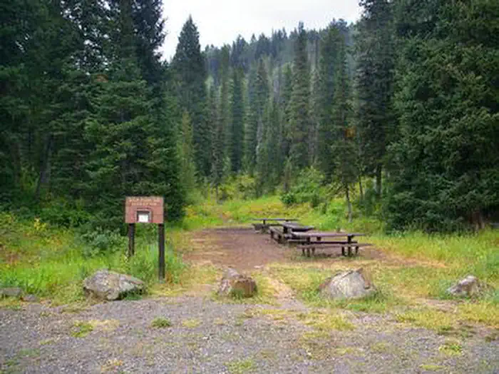 COTTONWOOD GROUP PICNIC SITE photo 3